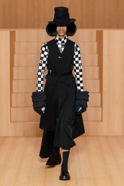 Look 40